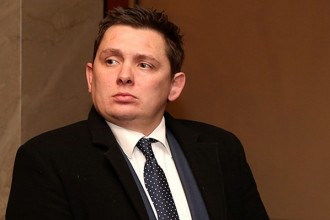 kurš finansē