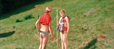 Limuzīns Jāņu nakts krāsā